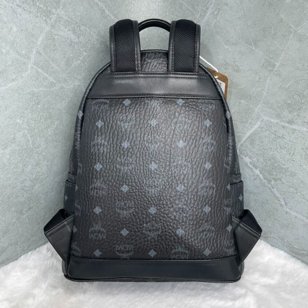 Mcm Women Pre-Loved Bag Very Good Condition - Picture 2 of 9